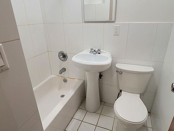 4th image of 2251 1st Ave #2B