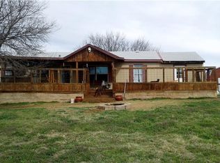 920 Salt Creek Rd, Springtown, TX 76082