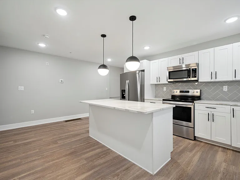 1511 N 17th St #1R — Photo 17