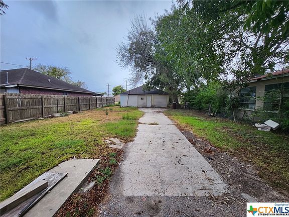5th image of 1805 Avenue C