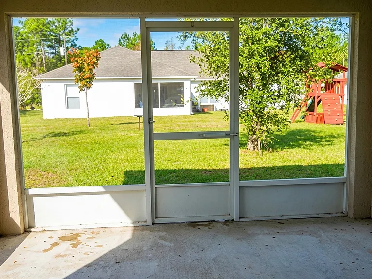 41 Point Pleasant Dr — Photo 2