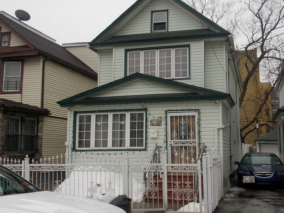 1st image of 9024 172nd St
