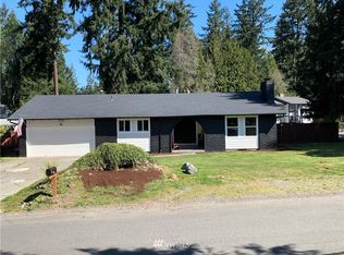 12302 Tatoosh Rd E, Puyallup, WA 98374