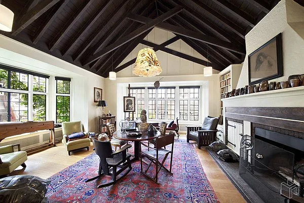 Rented by Halstead Real Estate | media 6