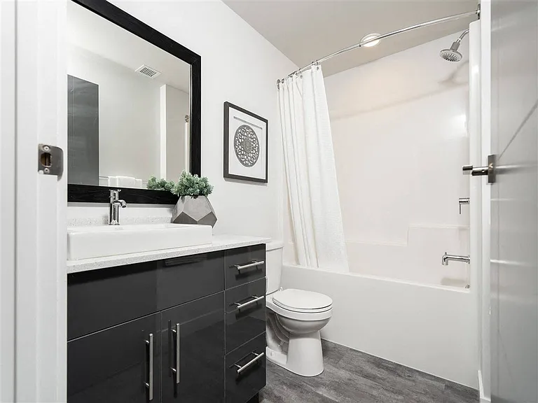 15 Berwick Ct — Photo 14