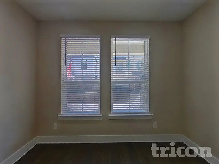 209 South Village Way — Photo 10