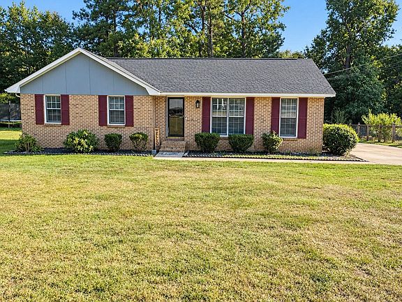 4th image of 218 Cosby Dr