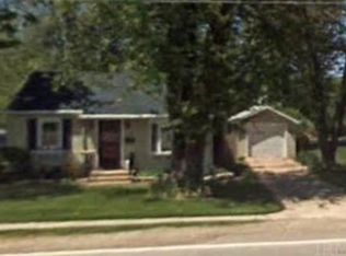 626 W Whitley St, Churubusco, IN 46723