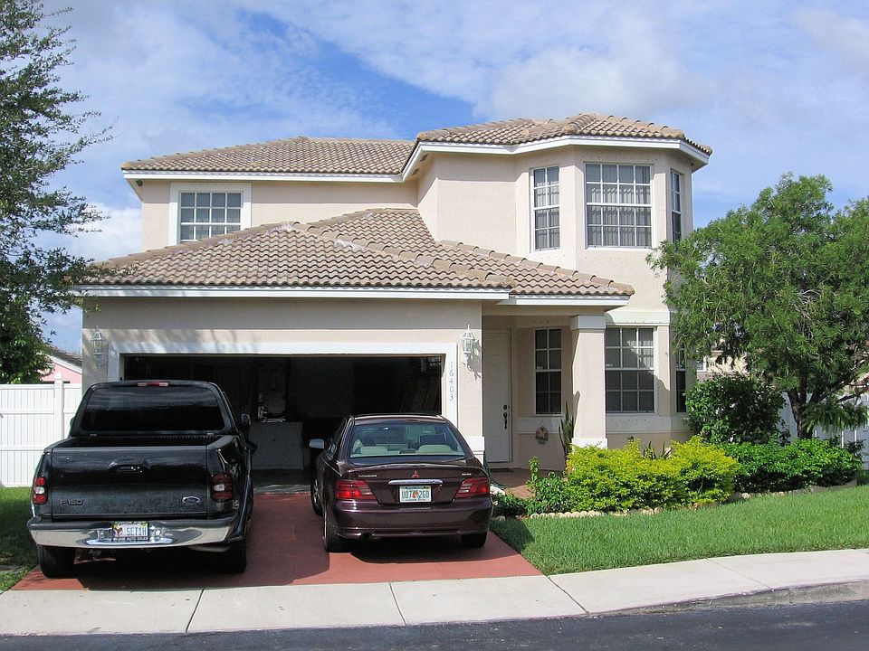 Well Kept 2 Story Mediterranean Home