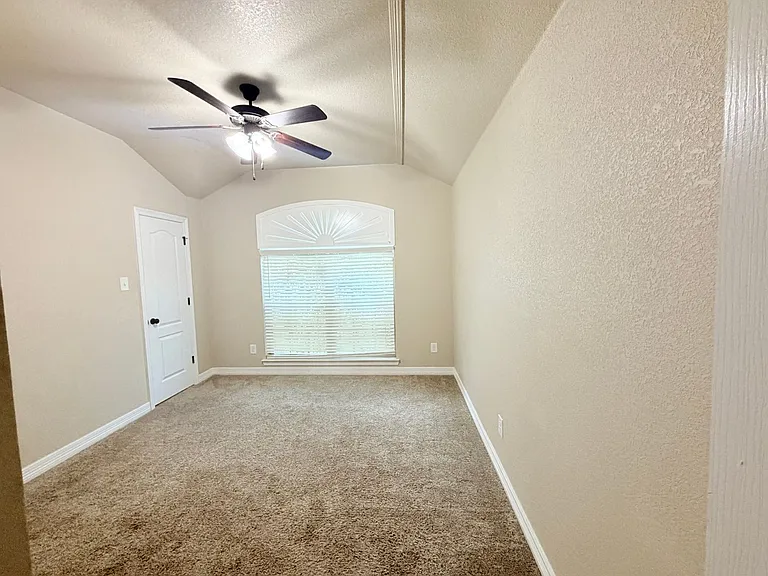 2002 Rustic Manor Dr — Photo 12