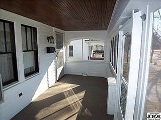3rd image of 610 N Pine St