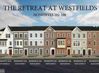 5214 Ridgeview Retreat Dr, Chantilly, VA 20151