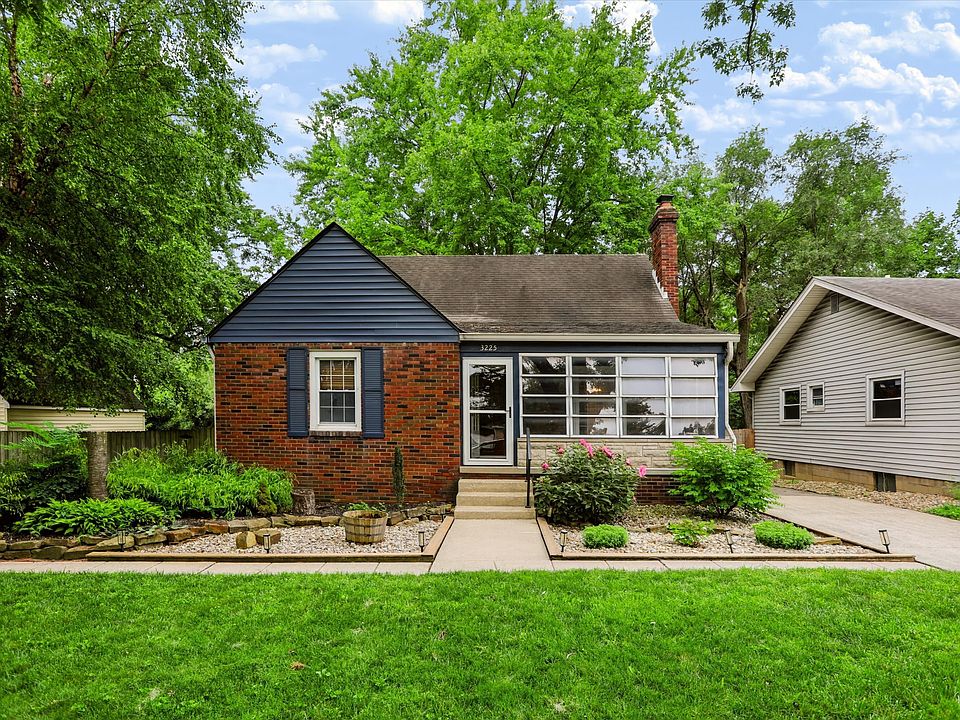 1st image of 3225 Chamberlin Dr