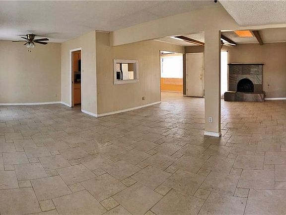 4th image of 1414 Monte Negro Dr