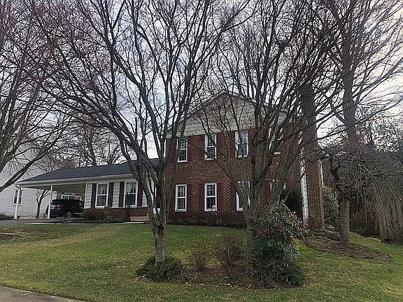 2nd image of 7407 Beverly Manor Dr