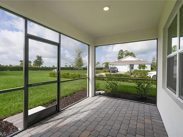 42380 Cascade Dr — Photo 10