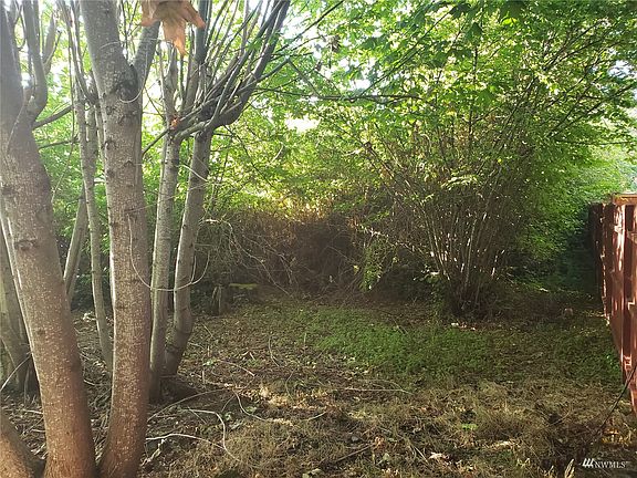 2nd image of 9911 Farwest Drive SW