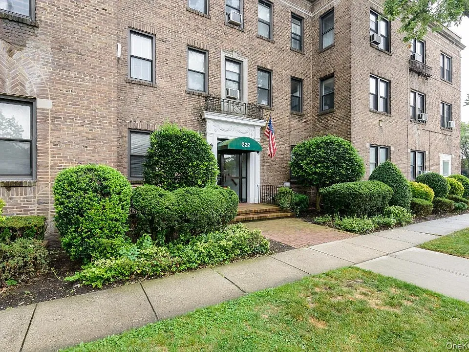 222 7th St #2C