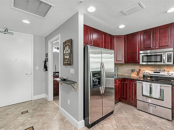 3rd image of 101 S Eola Dr Unit 817