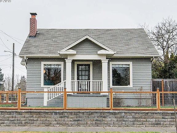 2nd image of 1305 NE Killingsworth St #1