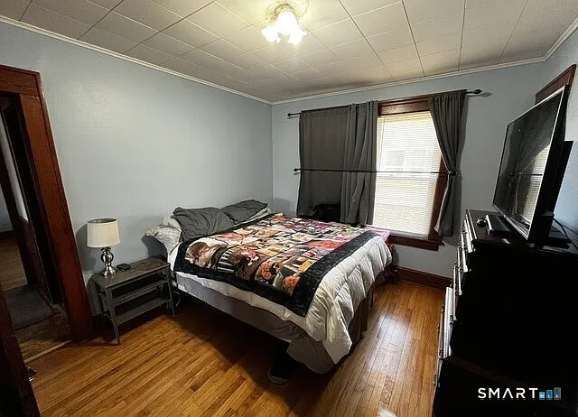 1644 Meriden Ave — Photo 16