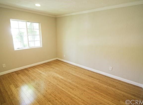 5th image of 232 S Vinedo Ave