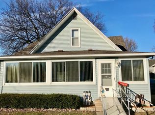 1004 W 3rd St, Winona, MN 55987