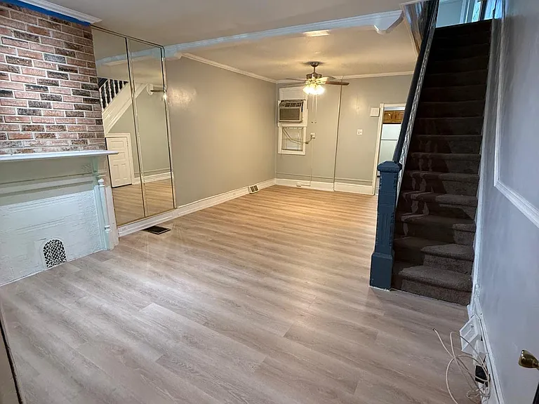 3319 N Sydenham St — Photo 6