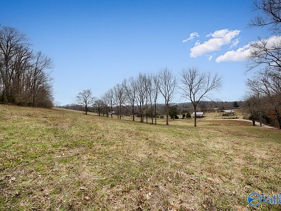 2nd image of 10.8 Briar Patch Rd #A