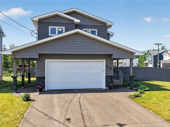 438 Maplehurst Dr, Moncton, NB E1G 5A3