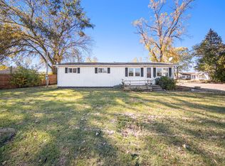2410 Shirley Dr, Jackson, MI 49202