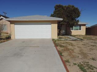 1016 W Mariposa Ave, Ridgecrest, CA 93555