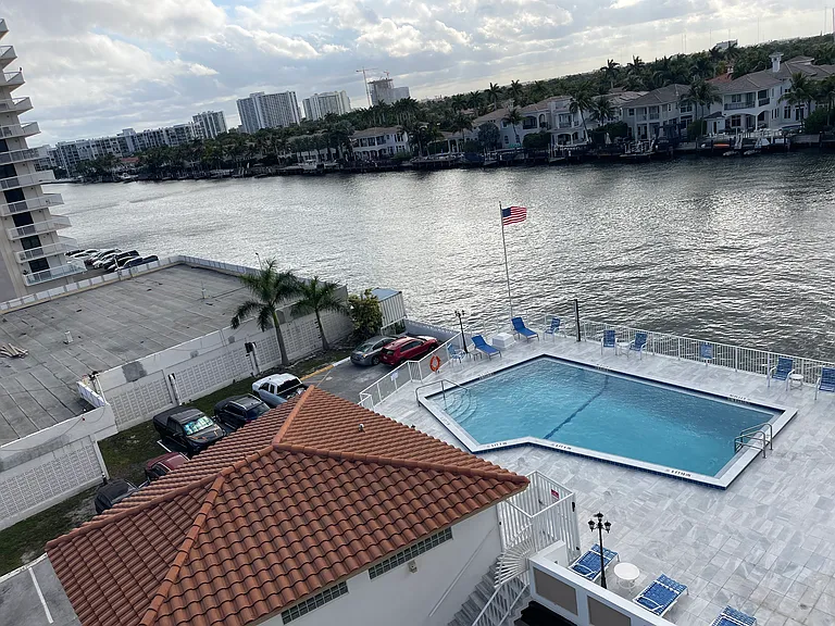 1401 S Ocean Dr #607 — Photo 2