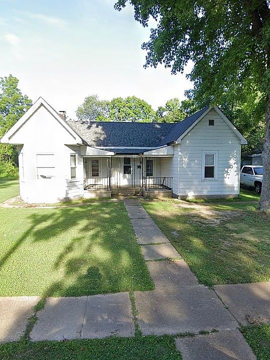 1st image of 111 N Taylor Ave
