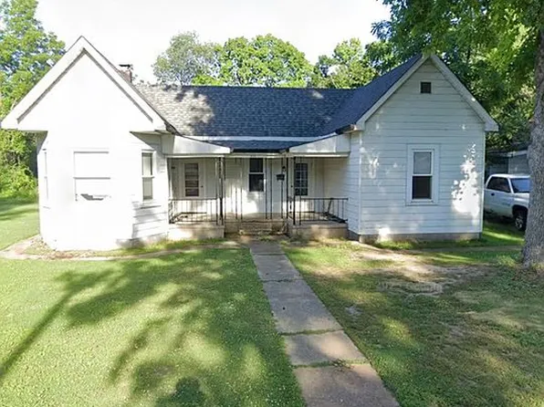 111 N Taylor Ave, Crystal City, MO 63019