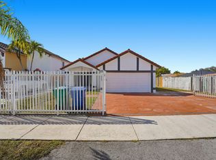 5860 SW 150th Ave, Miami, FL 33193