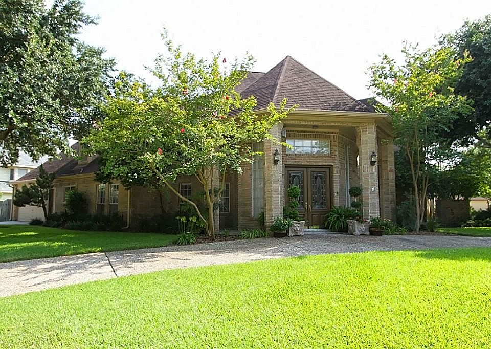 Elevation on the corner of Bayglen Court and Misty Hollow