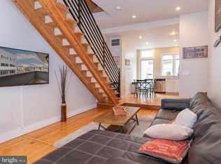 1010 N American St, Philadelphia, PA 19123