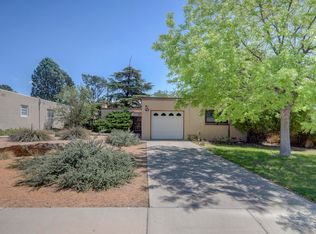 914 Adams St NE, Albuquerque, NM 87110