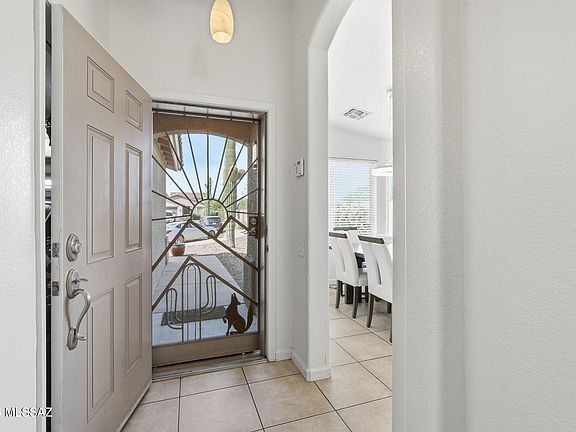 3rd image of 9092 N Sweet Acacia Pl