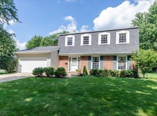 1151 Durham Dr, Wheaton, IL 60189