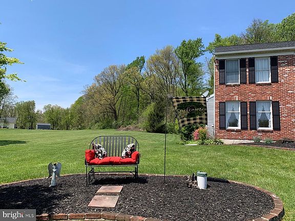 2nd image of 30 Windle Ct