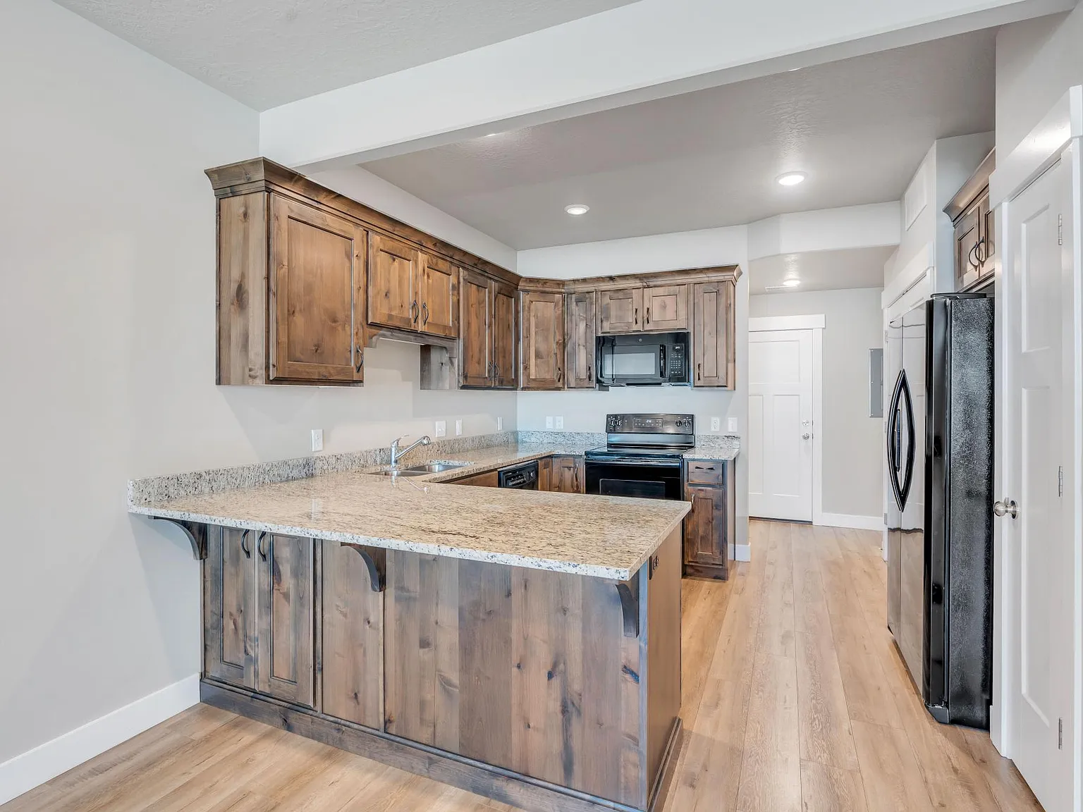 12249 S Marcellus Ct W — Photo 3