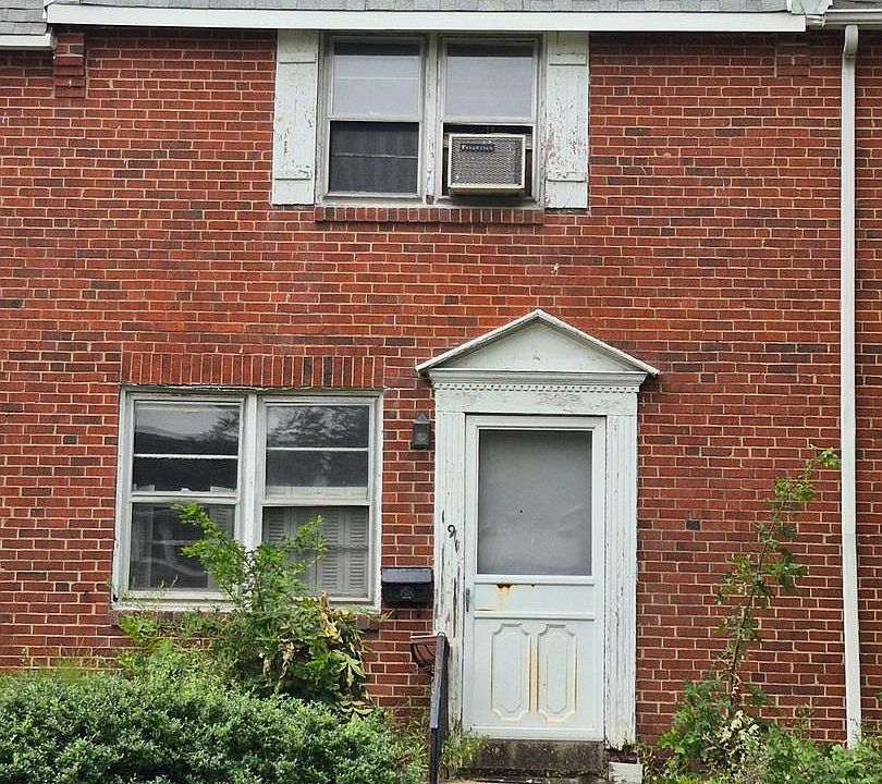 1st image of 191 Madison Dr