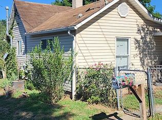 104 Fairview Ave, Masontown, PA
