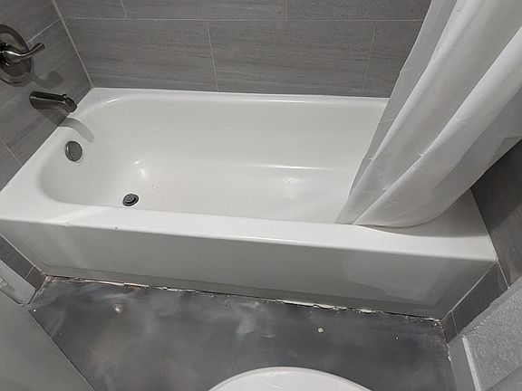 5th image of 5251 S Julian Dr #288