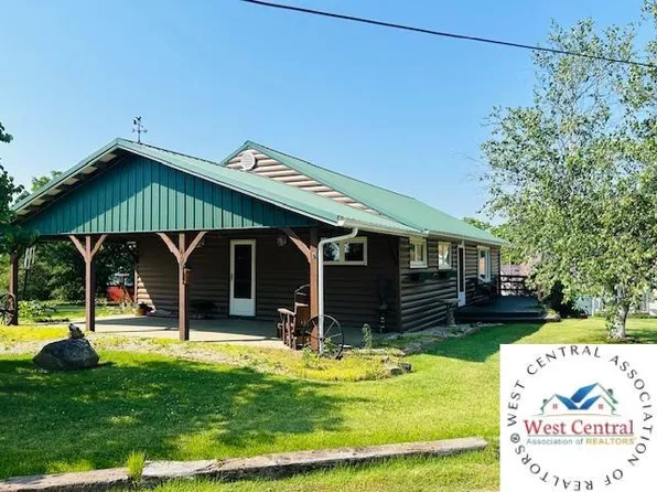 402 E 6th St, Milan, MO 63556