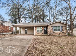 1939 Custer Dr, Southaven, MS 38671