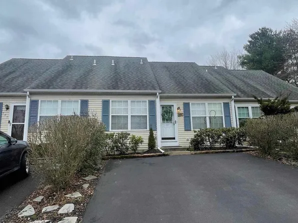 118 Megan Cir, Chalfont, PA 18914