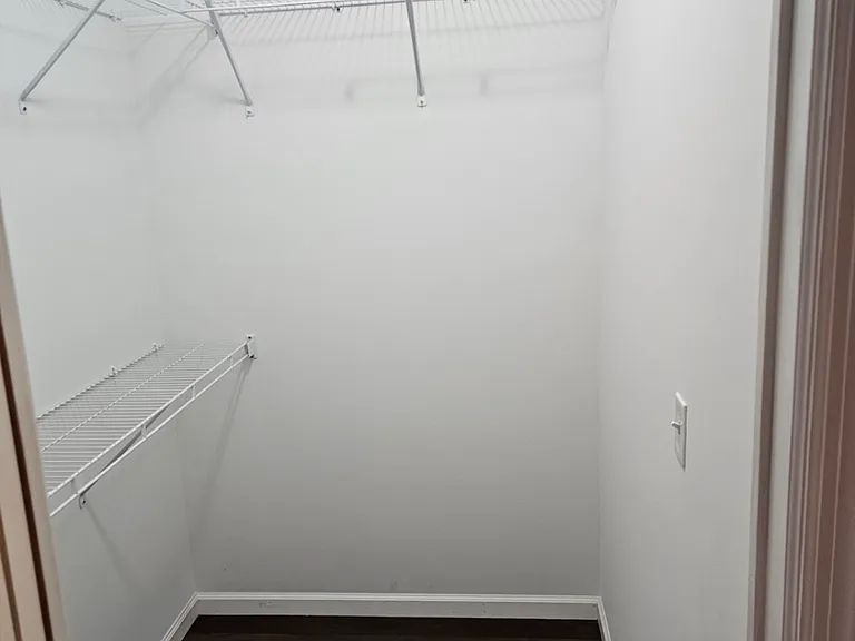 1420 Swallow Ln — Photo 18